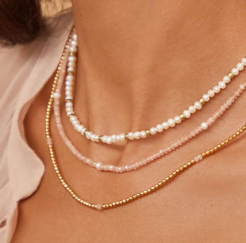 smr // pearl necklace // Earth collection